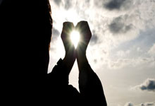 迈阿密网球公开赛郑钦文晋级女单十六强人民日报.